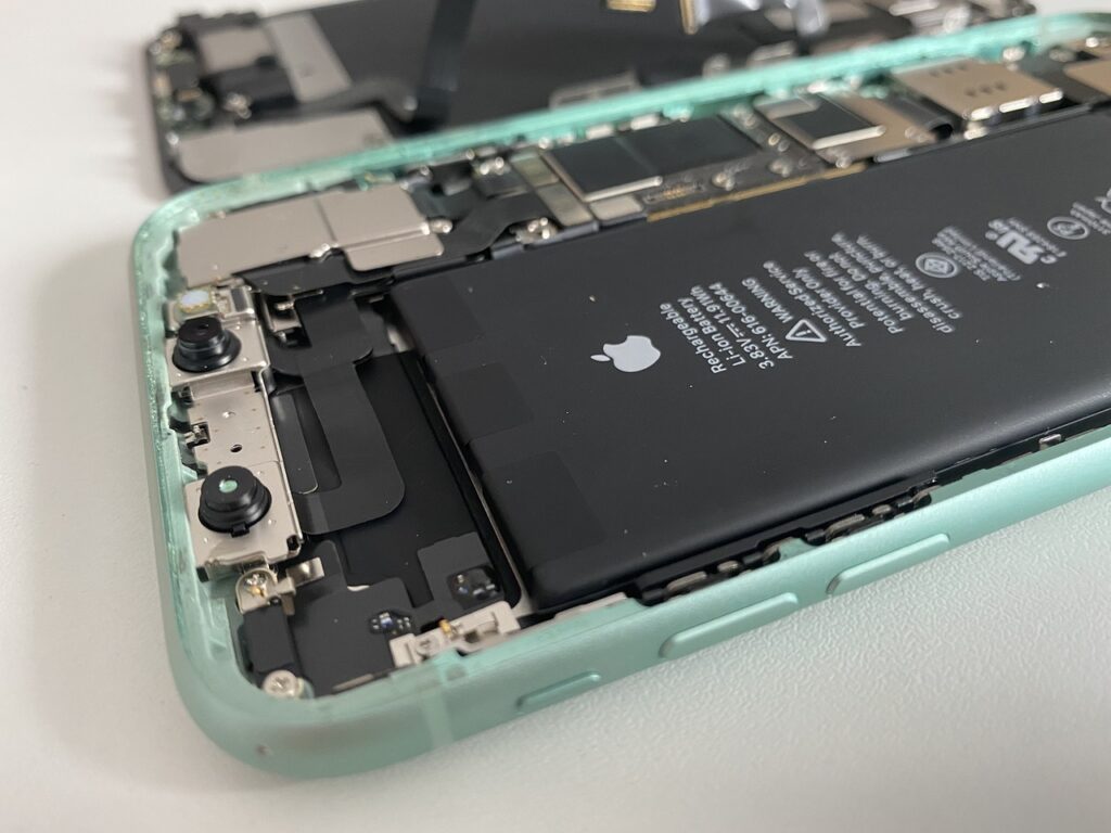 知って得】中古のiPhoneでバッテリー100%はあるのか？